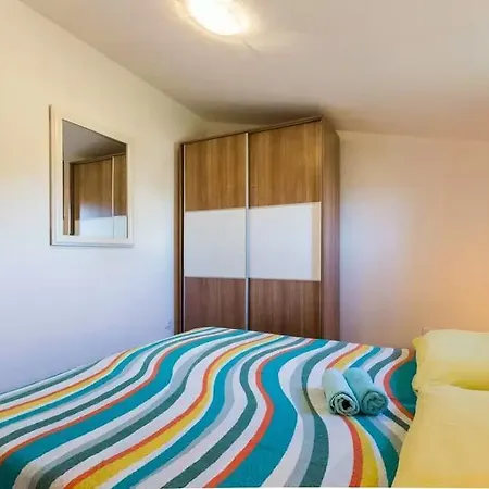 Marinka بيوغْغاد نا موغو