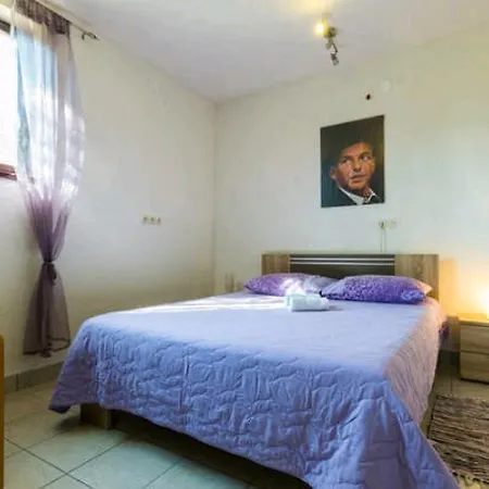 Marnika Apartment